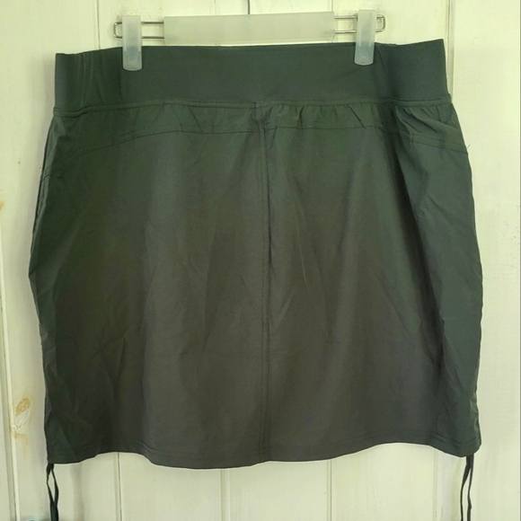 Marika Adjustable Length Sage Green Athletuc Golf Tennis Skort - Picture 1 of 9